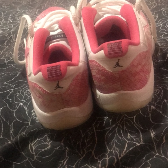 COPY - Jordan low 11 for sale - Picture 3 of 3